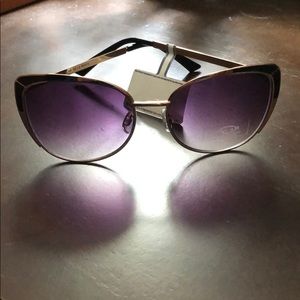 Oscar de la Renta Sunglasses
